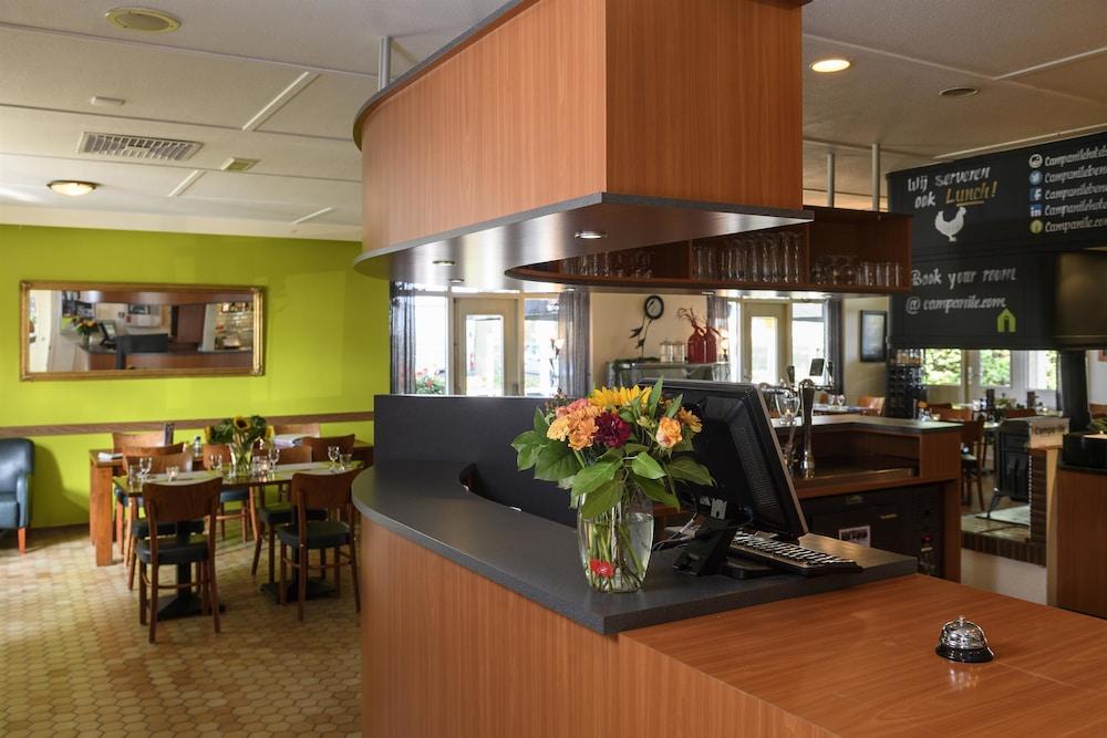 Campanile Hotel & Restaurant 陆瓦尔登 外观 照片